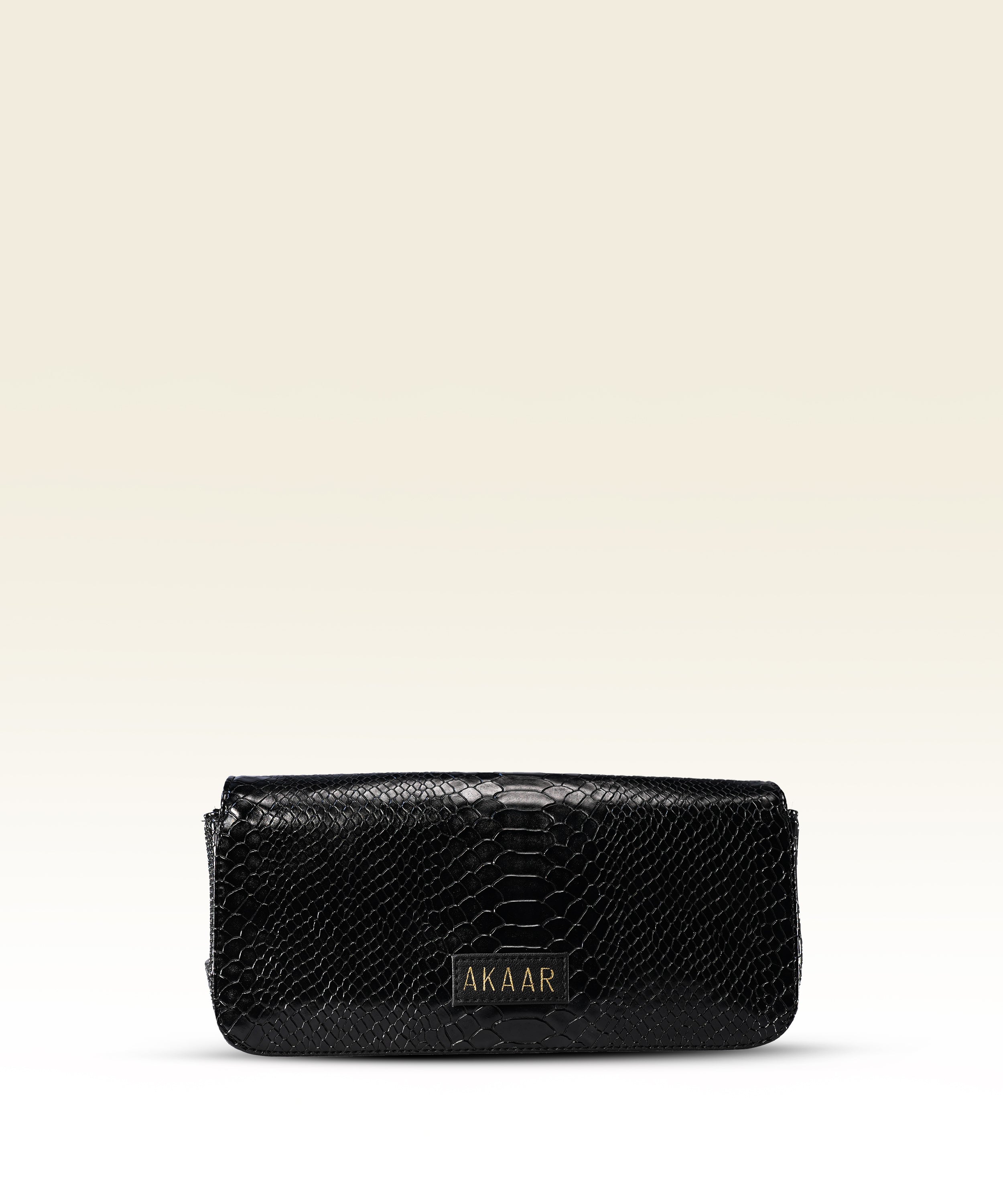 VARG Clutch  - Black